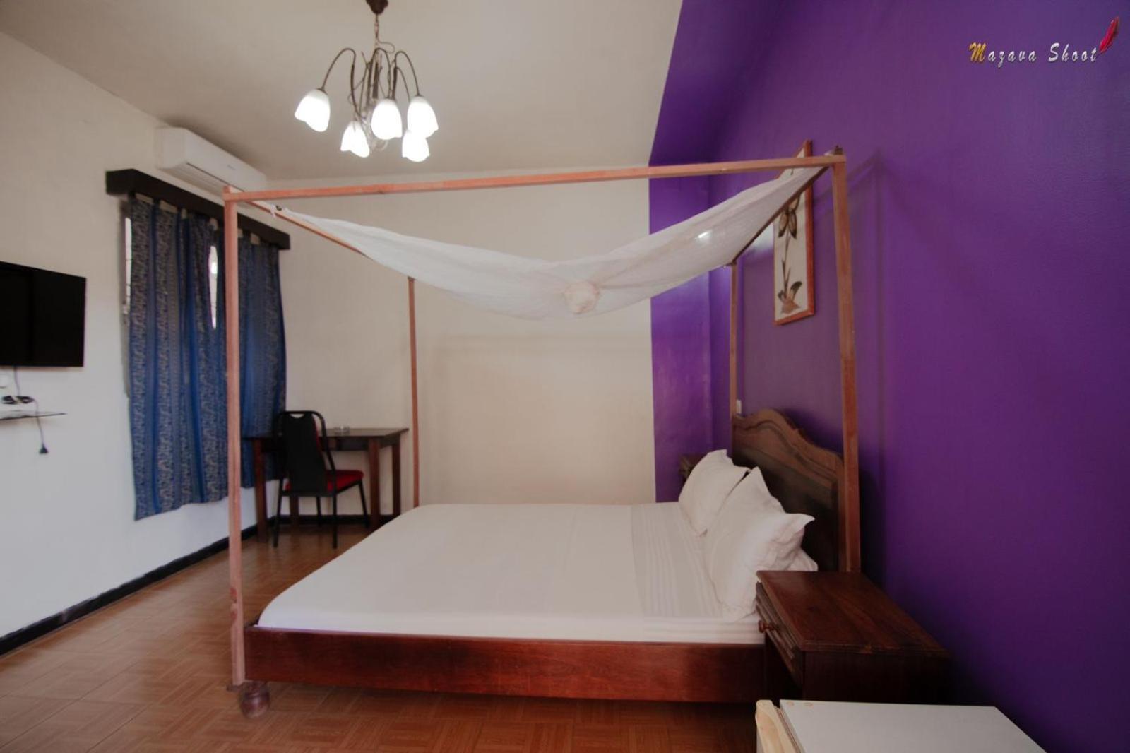 Lotus Hotel Antsiranana Экстерьер фото