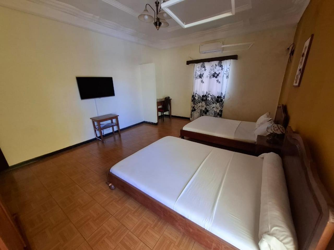 Lotus Hotel Antsiranana Экстерьер фото